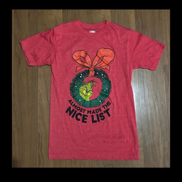 The Grinch T shirt “Almost made the nice list” size small - Picture 1 of 2